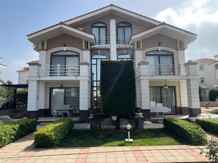 Private villa private pool with 3 bedroom 3 bathroom — забронировать отель в Белеке