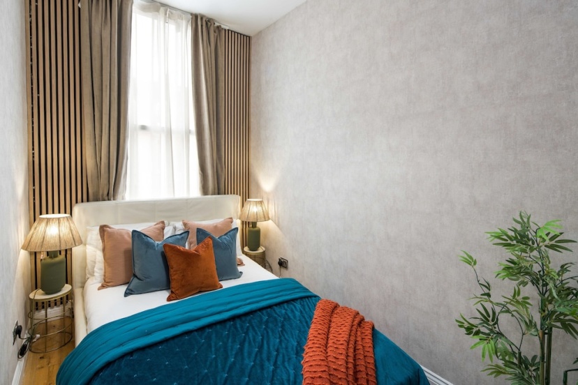 Charming 1-bed Apartment in London — забронировать отель в Лондоне
