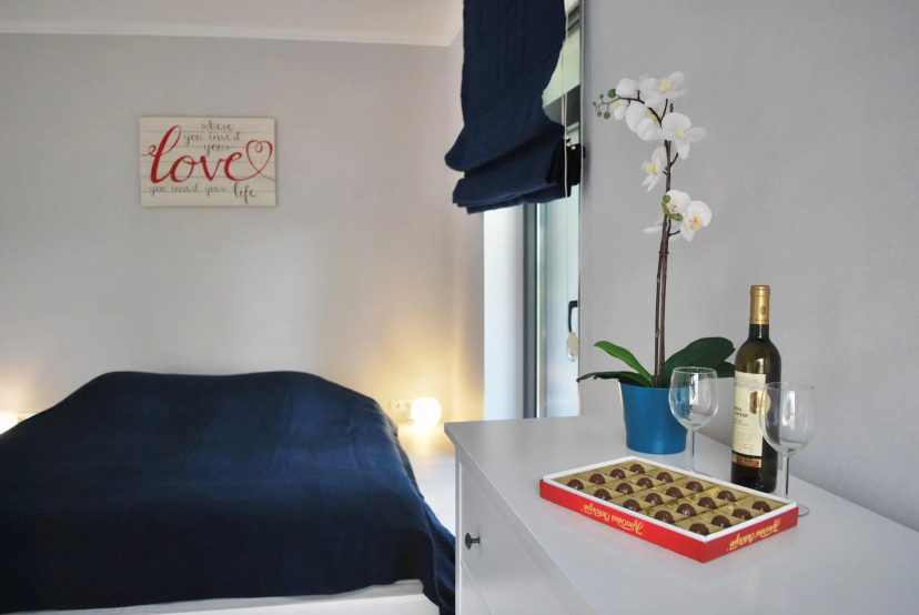 Цены на Apartments Malina (Апартментс Малина) на улице Динамо в Светлогорске