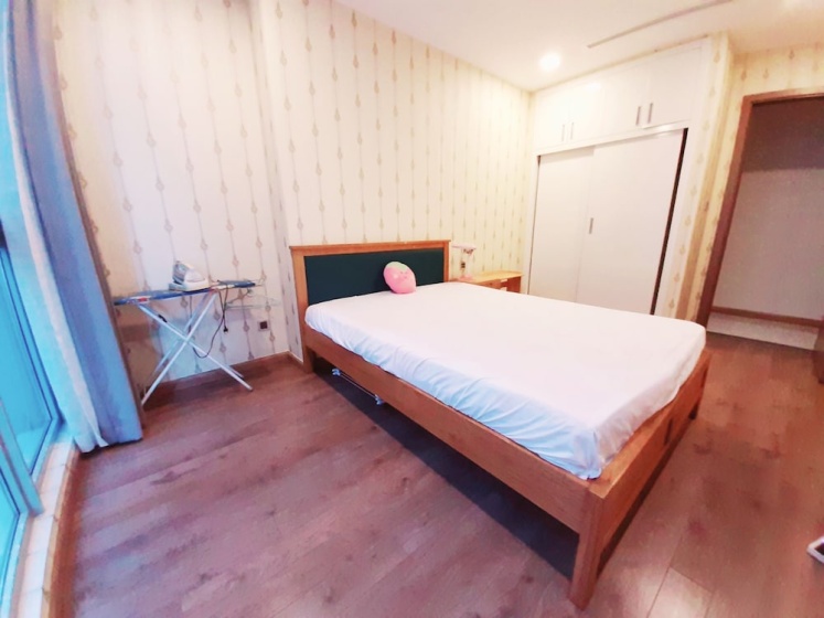 Spacious Modern 4-bed 140sqm Vinhomes Apartment — отель в Хошимине, Вьетнам