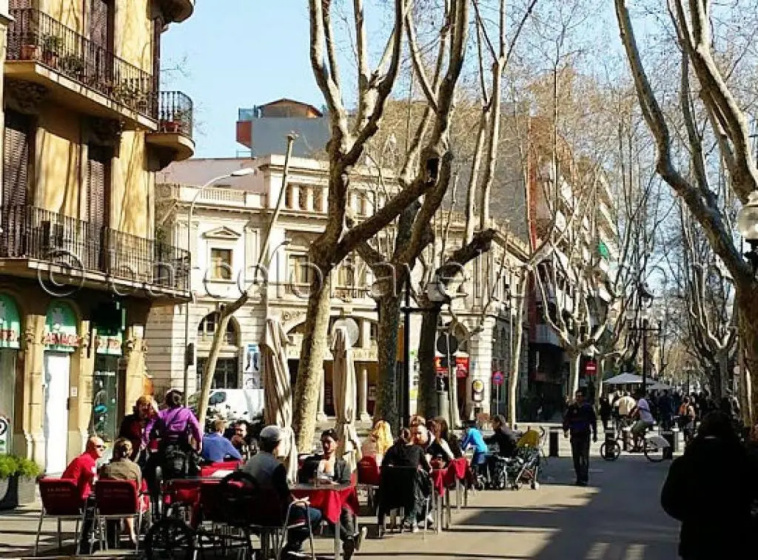 Rambla Beach Barcelonastuff Apartments — отель с удобствами в Барселоне
