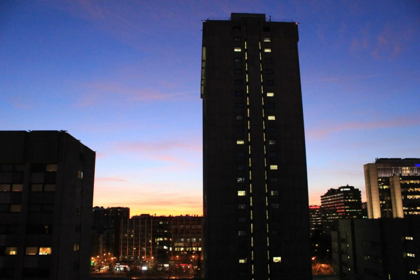 BERNABEU, precioso y alegre apartamento entero — забронировать отель в Мадриде