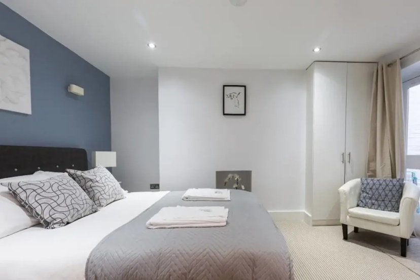 Notting Hill 2 Bedroom Apartment 4 — отель в Лондоне, Соединенное Королевство
