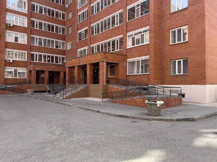 Live (Lajv) na ulice Generala Dusenova 2/2 — комфортный отель в Павлодаре