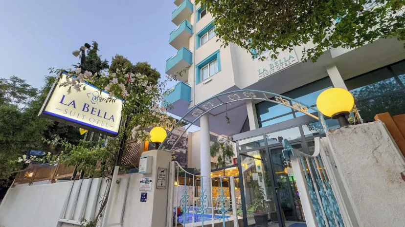 La Bella Suite Hotel — отель с удобствами в Kusadasi