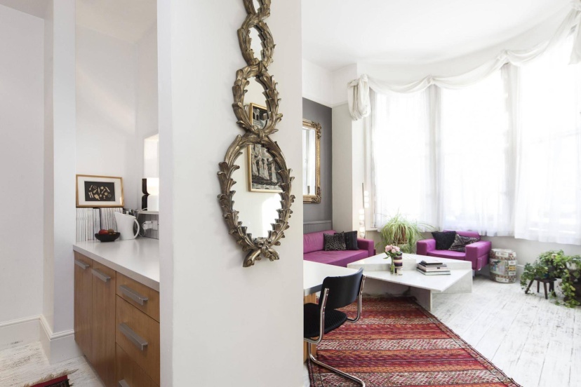 Цены на onefinestay - West Kensington apartments в Лондоне