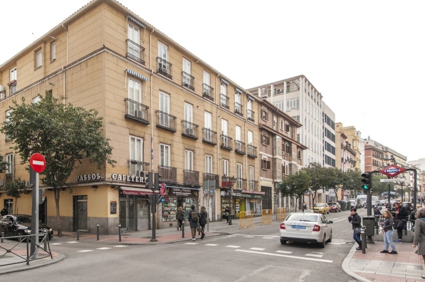 CHIC APARTMENT GRAN VIA I - ElevenHost — отель с удобным расположением в Мадриде