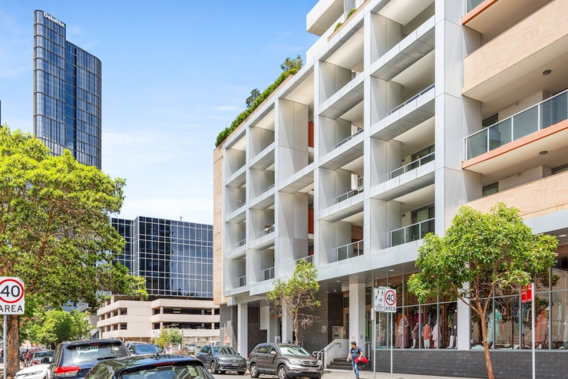 Central 2-bed With Parking & Stunning Views — отель с удобствами в Сиднее