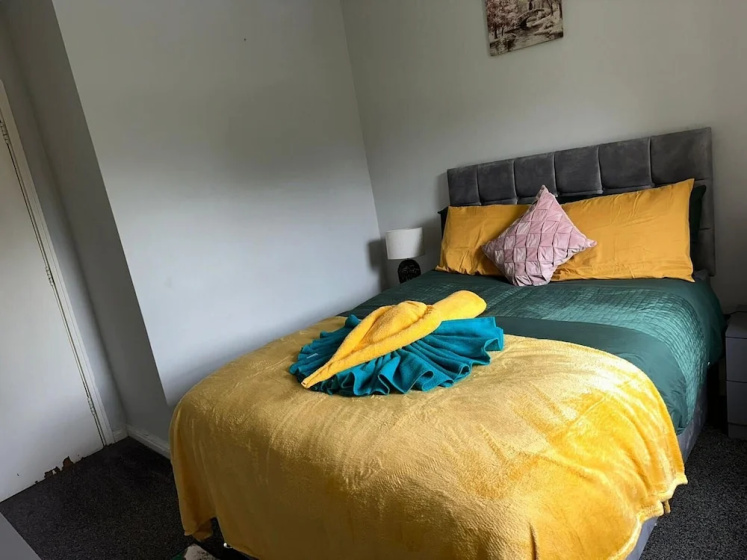 London Luxury Apartment up to 8 Guests — отель с удобным расположением в Лондоне