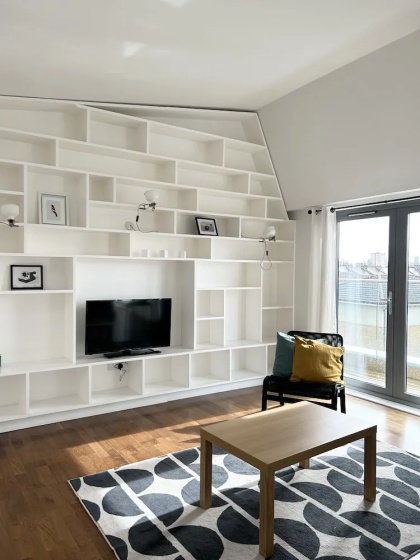 Stay in Style Modern 2 Bed Apartment — отель с удобным расположением в Лондоне