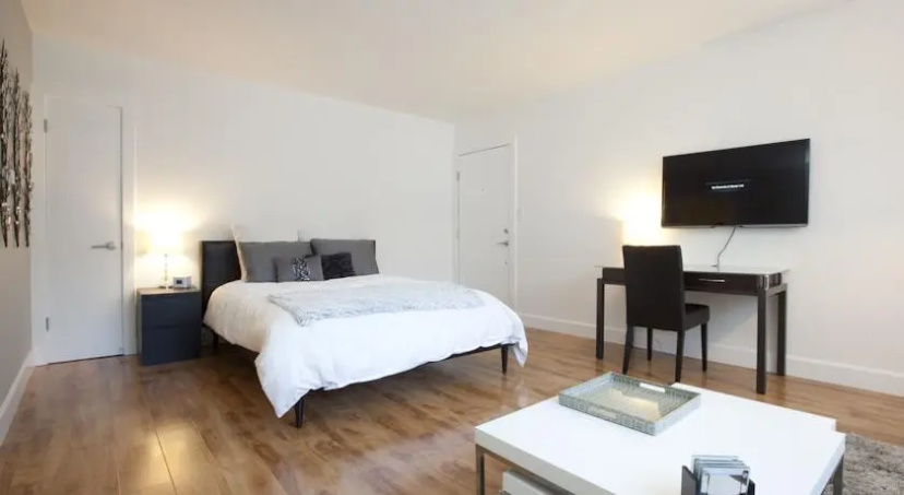 Цены на Lanewood Beauty Apartment в Лос-Анджелесе