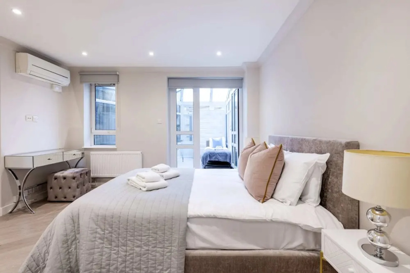 Stunning 2 Bed-hosted by Sweetstay — отель с удобствами в Лондоне