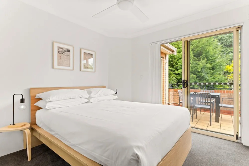 Pristine 2-bed Near Marrickville Village — забронировать отель в Сиднее