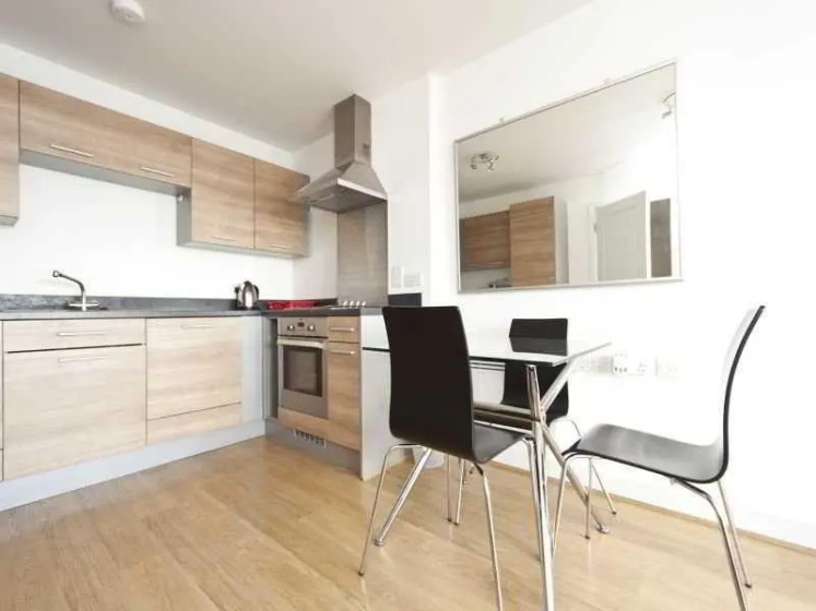 Tarves Way Apartments — отель с удобствами в Лондоне