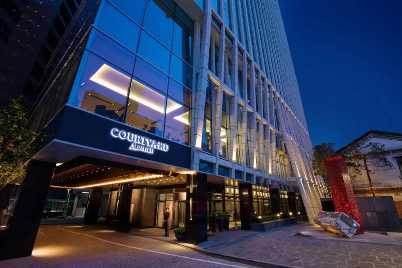 Courtyard by Marriott Seoul Namdaemun — отель с удобным расположением в Сеул