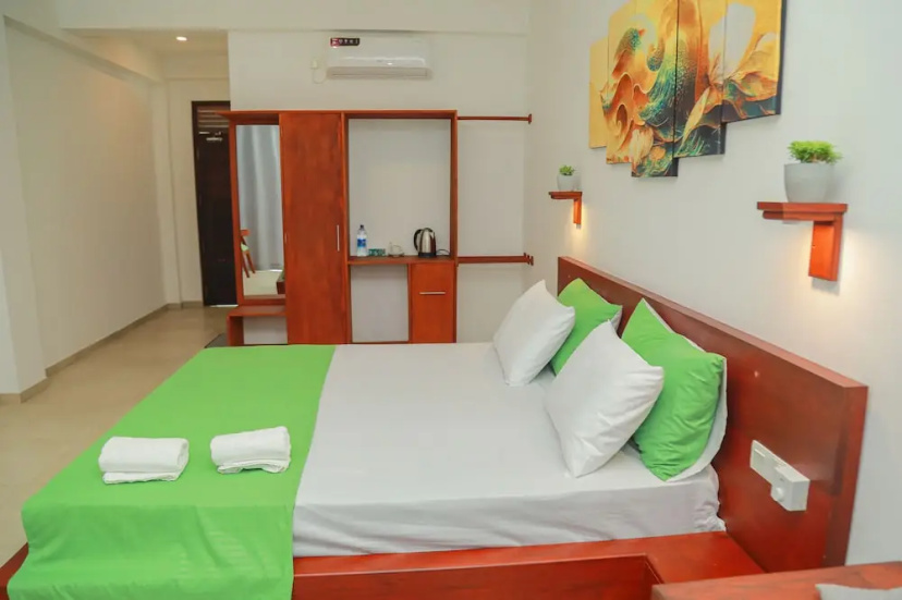 Traveller's Hotel Hikkaduwa — комфортный отель в Хиккадува