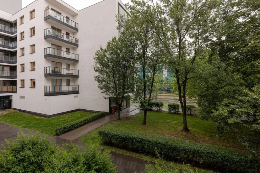 Kasprzaka Near Metro Station by Renters — забронировать отель в Варшаве