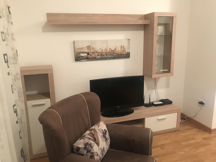 LUX Apartments Podgorica III 3 — отель в Подгорице, Черногория