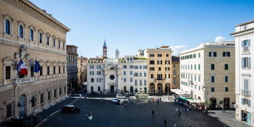 Piazza Farnese 2 bdr esclusive view — забронировать отель в Риме