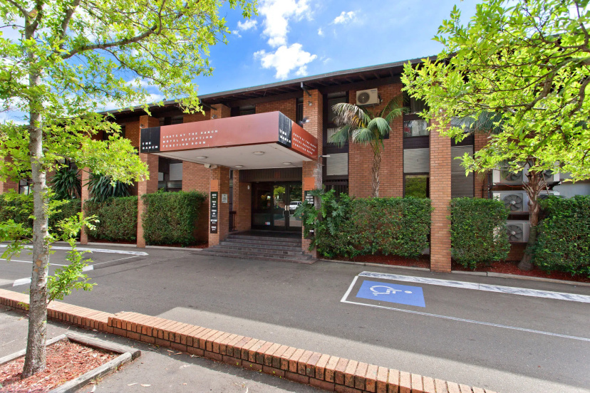 The Ranch Hotel North Ryde — комфортный отель в Сиднее
