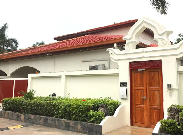 View Talay Villa - Pattaya Holiday House 4 — отель в Паттайе, Таиланд