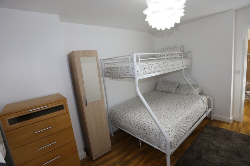 2 Beds Riverview Tideslea Apartment 3 — отель в Лондоне, Соединенное Королевство