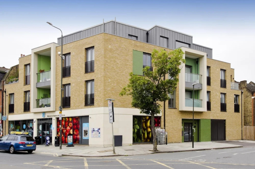 Fabulous 2-bed Penthouse Wimbledon — забронировать отель в Лондоне