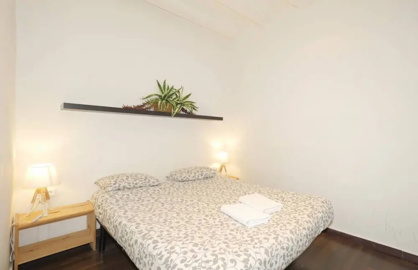 Interior Apt Center 42 El Born — отель с удобствами в Барселоне