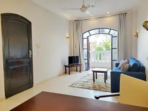 IN LUXOR Nile Apartments — отель с удобным расположением в Луксоре