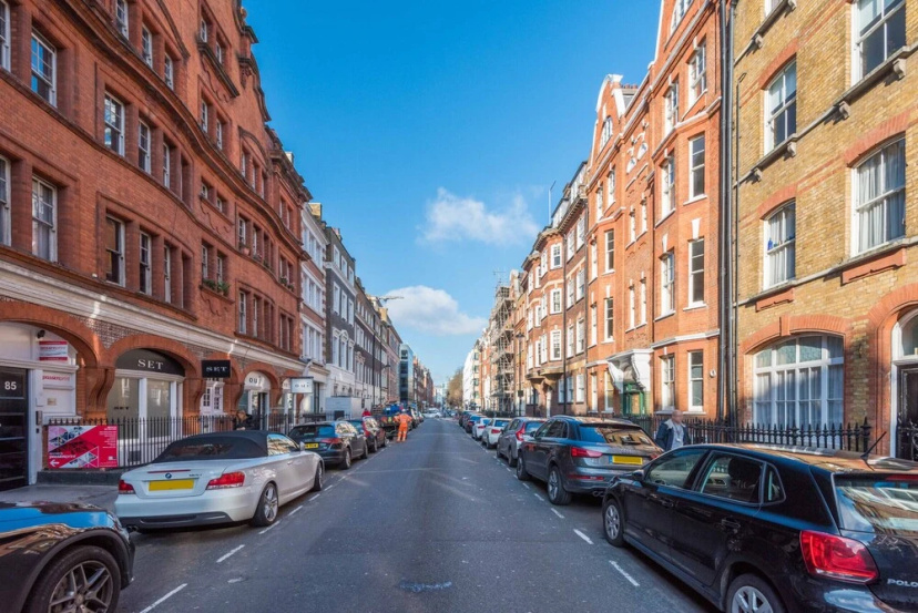 Deluxe Mayfair Home by Marble Arch Station — отель в Лондоне, Соединенное Королевство
