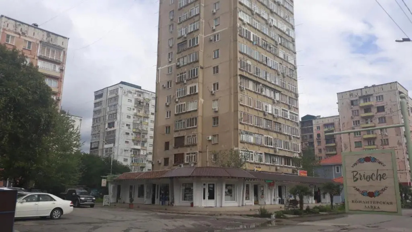 Apartments on Abazgaa 61 — забронировать отель в Гагра