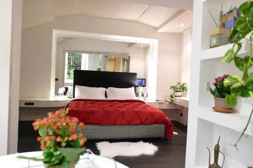 Цены на Via Condotti Private Suite в Риме