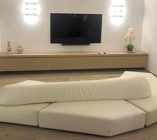 Цены на Gonzaga Guest House в Неаполе