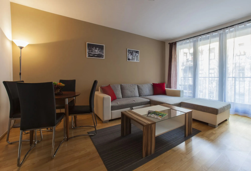 Club99 Apartments — отзывы гостей и цены
