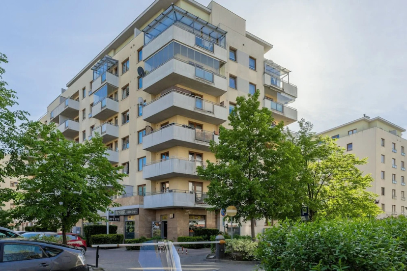 Stylowy Apartament Parking by Renters — забронировать отель в Варшаве