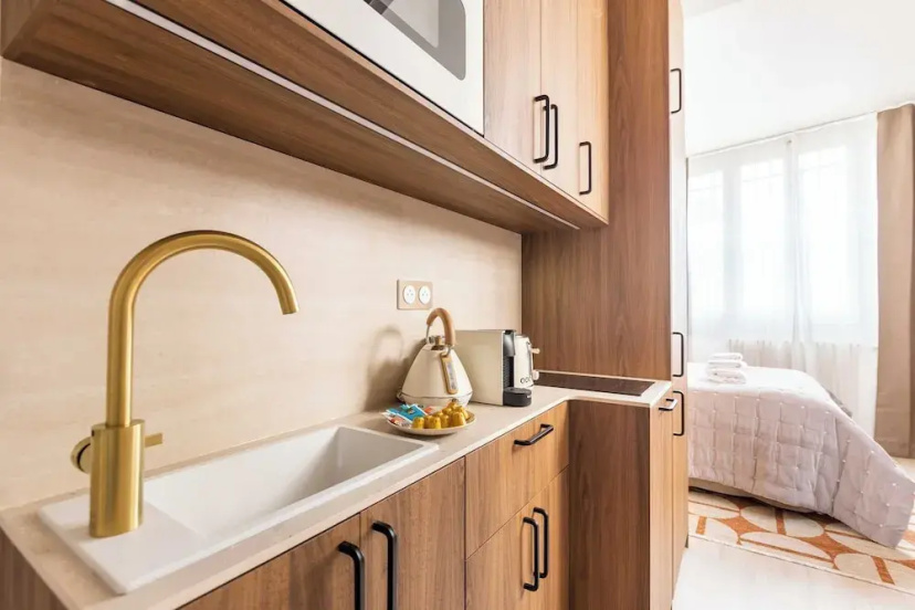 Port-royal Residence - Charming Studio - 2P — комфортный отель в Париже