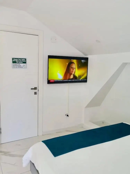 Lumiere Luxe Suites — отель с удобным расположением в Белграде