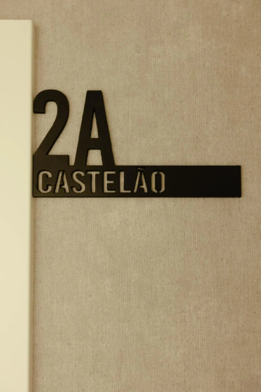 Trindade 19 Apartments - 2A Castelão — отель с удобствами в Лиссабоне