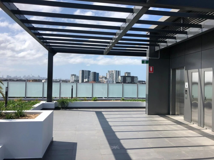 Цены на Wolli Creek Airport Serviced 2 Bedroom Apartment в Сиднее