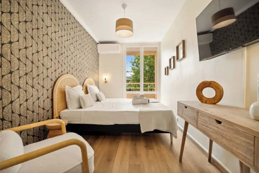 Modern Apartment sea View -2br-4p- Saint-tropez — отзывы гостей и цены