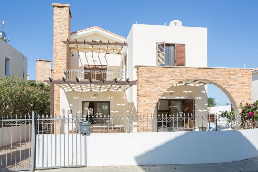 Cyprus Villa Ionion 28 Gold — комфортный отель в Айя-Напа