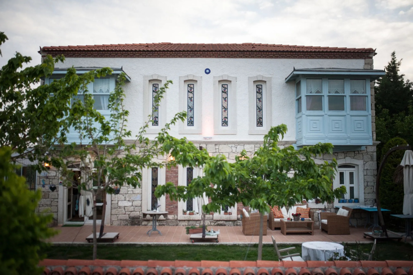 Цены на Otello Alacati в Чешме