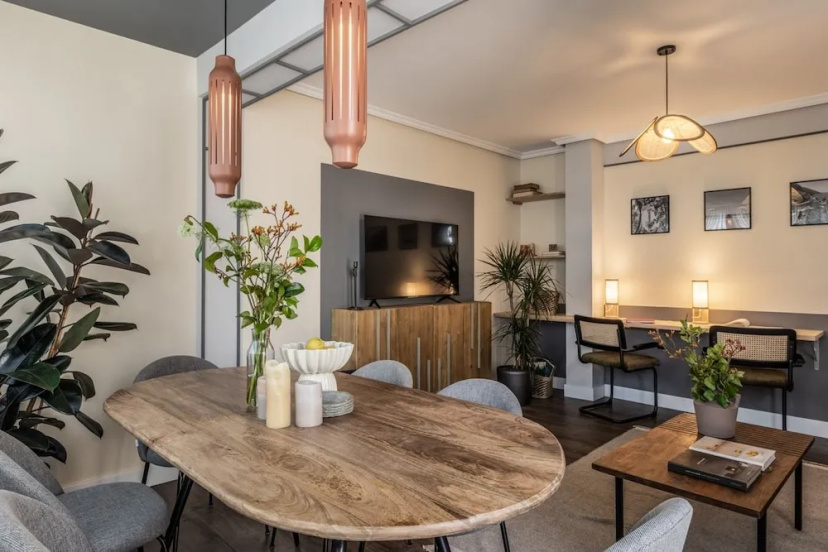 Casoria - 3 Bedrooms and Terrace in Trafalgar — отель с удобным расположением в Мадриде
