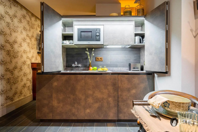 Suite Opium Den by Justine Apartments Apartamento turístico en Madrid Río — забронировать отель в Мадриде