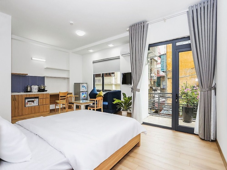 Amazing NYT Home Balcony Cozy Studio — отель с удобствами в Ханое