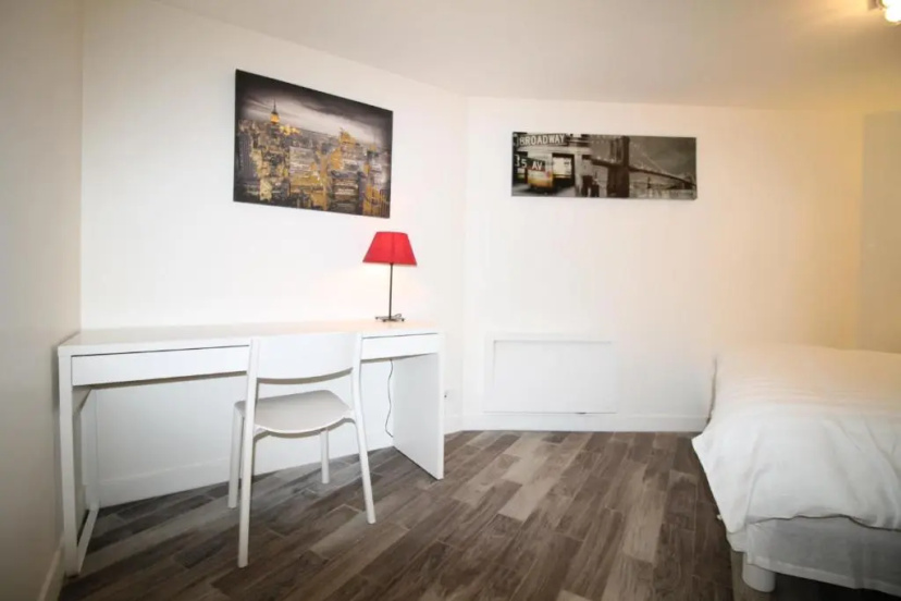 Cozy Saint Georges — забронировать отель в Париже