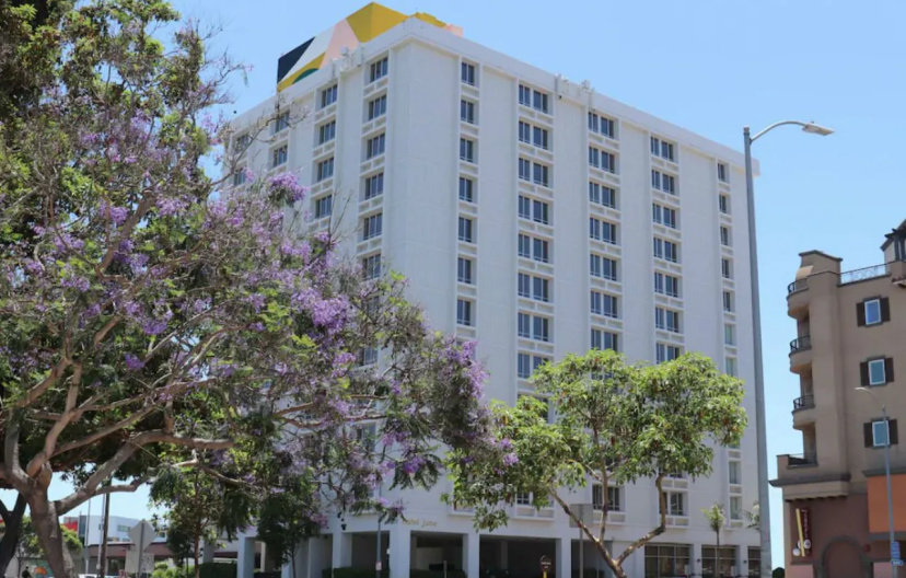 The Hotel June — забронировать отель в Лос-Анджелесе