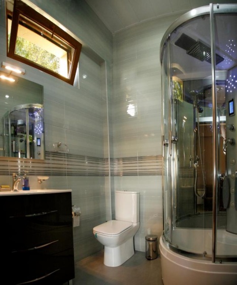 Luxury Villa Nieli — отель в Тбилиси, Грузия