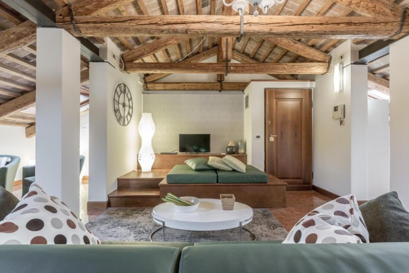 Ca' Del Monastero 7 Collection Bright Apartment With Terrace — комфортный отель в Венеции