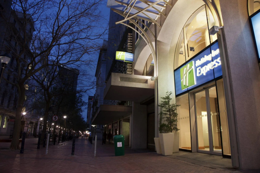 Holiday Inn Express Cape Town City-Centre by IHG — забронировать отель в Кейптауне
